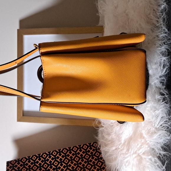 Tory Burch Emerson Satchel EUC - Picture 5 of 16